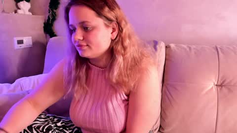 olisyasweet online show from 12-27-24, 10:37