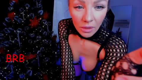 Snapshot of oliva_candy chatting on 01-02-25, 09:00 oliva_candy online show from 01-02-25, 09:00