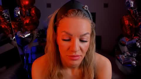 Snapshot of oliva_candy chatting on 02-15-25, 01:05 oliva_candy online show from 02-15-25, 01:05