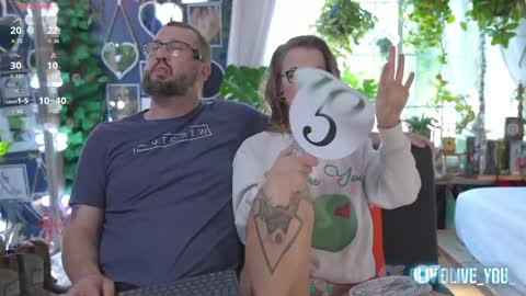 Olive online show from 06-09-26, 12:55