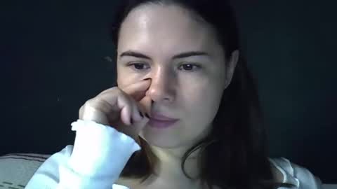 Snapshot of olivepeach chatting on 05-26-26, 11:50 Oil online show from 05-26-26, 11:50