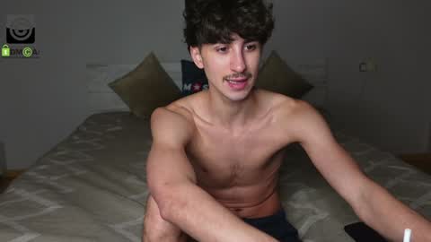 Snapshot of oliver_baker chatting on 12-05-24, 03:50 Oliver  Kaen online show from 12-05-24, 03:50