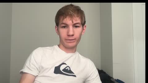 Snapshot of oliver_beck chatting on 12-22-24, 08:03 Oliver Beck online show from 12-22-24, 08:03