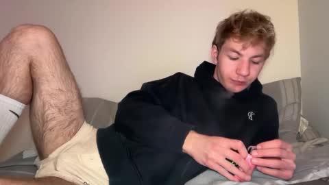 Snapshot of oliver_beck chatting on 03-02-25, 02:08 Oliver Beck online show from 03-02-25, 02:08