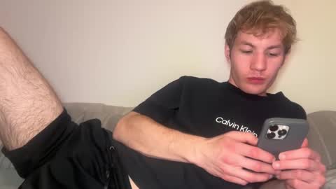 Snapshot of oliver_beck chatting on 03-07-25, 02:04 Oliver Beck online show from 03-07-25, 02:04