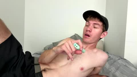 Snapshot of oliver_beck chatting on 09-25-25, 07:28 Oliver Beck online show from 09-25-25, 07:28