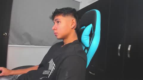 Oliver bray online show from 10-25-25, 10:26