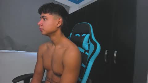 Oliver bray online show from 10-26-25, 05:52