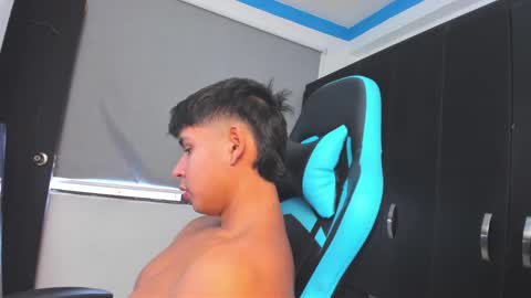 Oliver bray online show from 10-29-25, 06:20