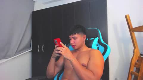 Oliver bray online show from 12-04-25, 04:33