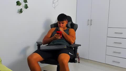 Oliver bray online show from 12-14-25, 10:58