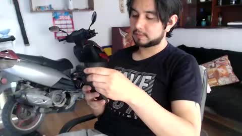 Snapshot of oliver_laid_2023 chatting on 05-16-26, 07:45 oliver_laid_2023 online show from 05-16-26, 07:45