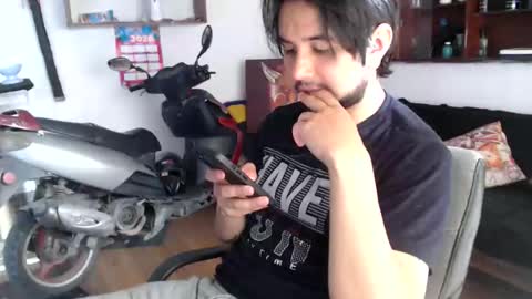 Snapshot of oliver_laid_2023 chatting on 05-16-26, 08:18 oliver_laid_2023 online show from 05-16-26, 08:18