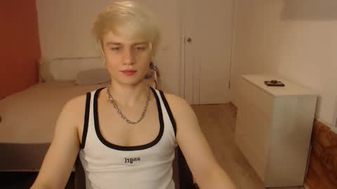 Oliver online show from 02-14-26, 01:02