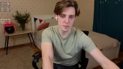 Oliver Evans online show from 01-10-25, 02:25