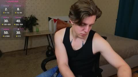 Oliver Evans online show from 09-15-25, 01:49