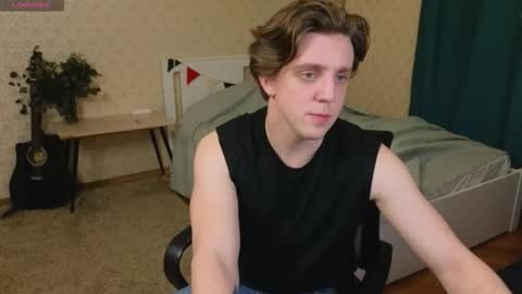 Oliver Evans online show from 11-19-25, 12:32