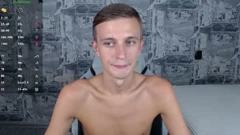 Snapshot of oliverfresh chatting on 07-19-26, 09:35 Oliver online show from 07-19-26, 09:35