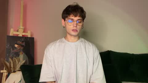 Snapshot of oliverlawrence chatting on 06-13-26, 08:18 oliverlawrence online show from 06-13-26, 08:18