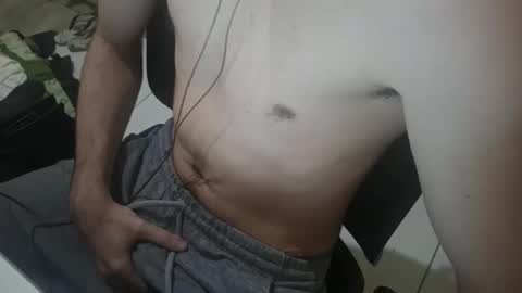 Snapshot of oliverwhte chatting on 03-30-26, 06:20 oliverwhte online show from 03-30-26, 06:20