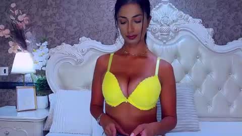 Snapshot of olivewilson chatting on 07-15-26, 06:29 Olive online show from 07-15-26, 06:29