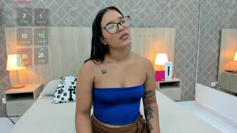 Olivia online show from 04-12-26, 07:30