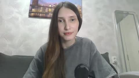 Snapshot of olivia_dream1 chatting on 02-20-25, 10:15 Olivia online show from 02-20-25, 10:15