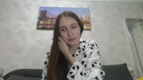 Olivia online show from 10-05-25, 08:40