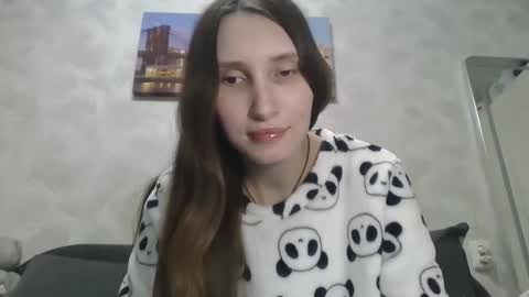 Olivia online show from 10-19-25, 09:37