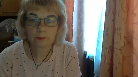 Olivia Mia online show from 05-30-26, 08:33