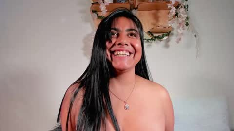 Olivia  happyness  online show from 01-20-25, 05:59