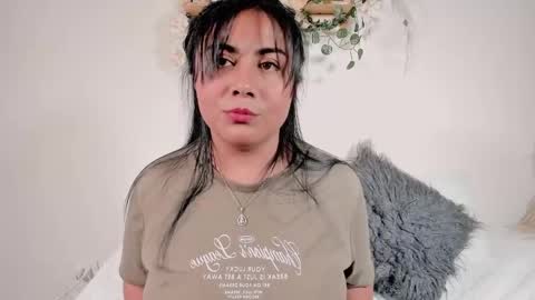 Olivia  happyness  online show from 01-28-25, 07:32