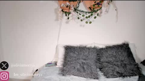 Olivia  happyness  online show from 02-27-25, 10:20