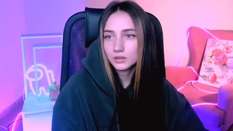 Snapshot of olivia_norton_ chatting on 09-29-25, 04:01 olivia_norton_ online show from 09-29-25, 04:01