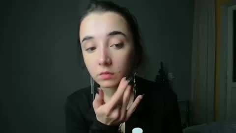 Olivia online show from 01-17-25, 03:22