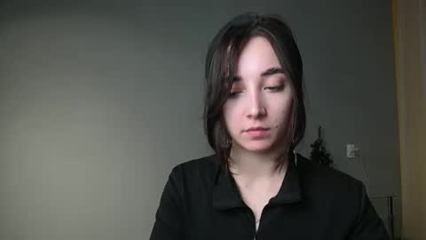 Olivia online show from 02-19-25, 04:55