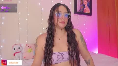 olivia_s19 online show from 03-23-26, 02:59