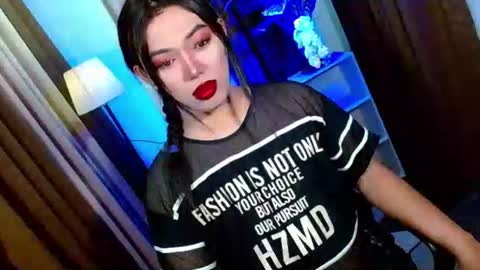 Miss OLIVIA online show from 02-06-26, 10:18