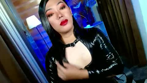 Miss OLIVIA online show from 03-08-26, 10:41