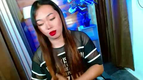 Miss OLIVIA online show from 03-14-26, 06:52