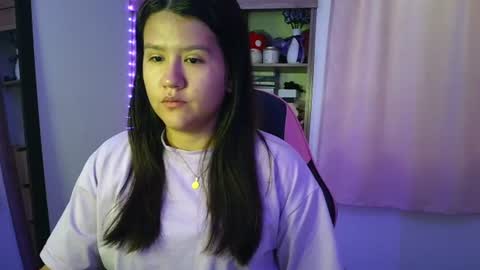 Snapshot of olivia_watson_ chatting on 06-12-26, 12:15 Olivia online show from 06-12-26, 12:15