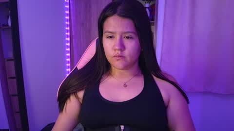 Snapshot of olivia_watson_ chatting on 07-11-26, 11:24 Olivia online show from 07-11-26, 11:24