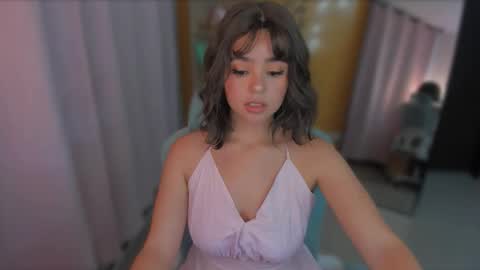 Olivia online show from 10-24-25, 07:27