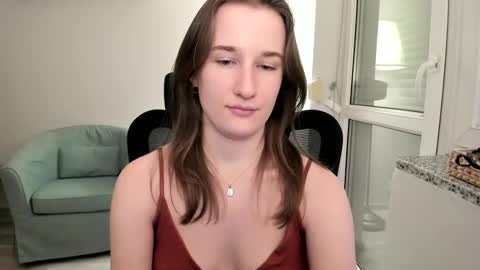 Snapshot of oliviaaa2003 chatting on 12-06-24, 12:38 Oliwiaa2004 online show from 12-06-24, 12:38