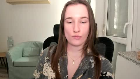 Snapshot of oliviaaa2003 chatting on 03-03-25, 10:42 Oliwiaa2004 online show from 03-03-25, 10:42