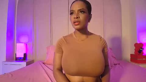 Snapshot of oliviabeneett chatting on 05-09-26, 08:03 My name is olivia but can you call me Oli online show from 05-09-26, 08:03