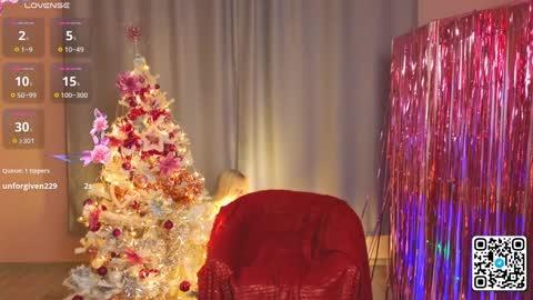 Olivia online show from 12-14-24, 02:01