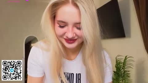 Olivia online show from 03-25-26, 02:28