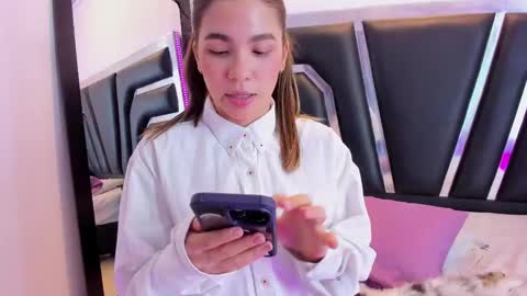 OLIV online show from 02-28-25, 09:12