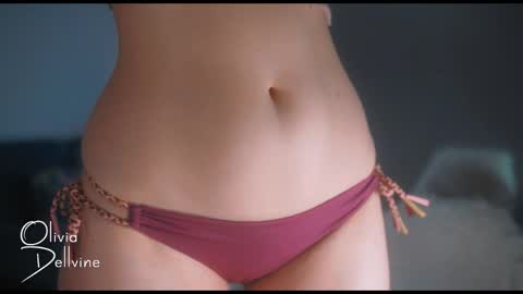 Olivia online show from 04-11-26, 01:43